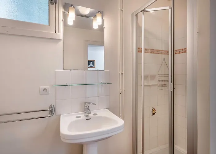 A A 100m De La 펜션 포르닉