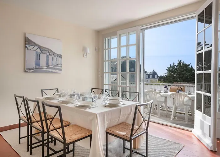 Hébergement de vacances à à 100m De La